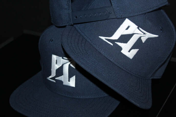 FUSION-SCRIPT SNAPBACK CAP