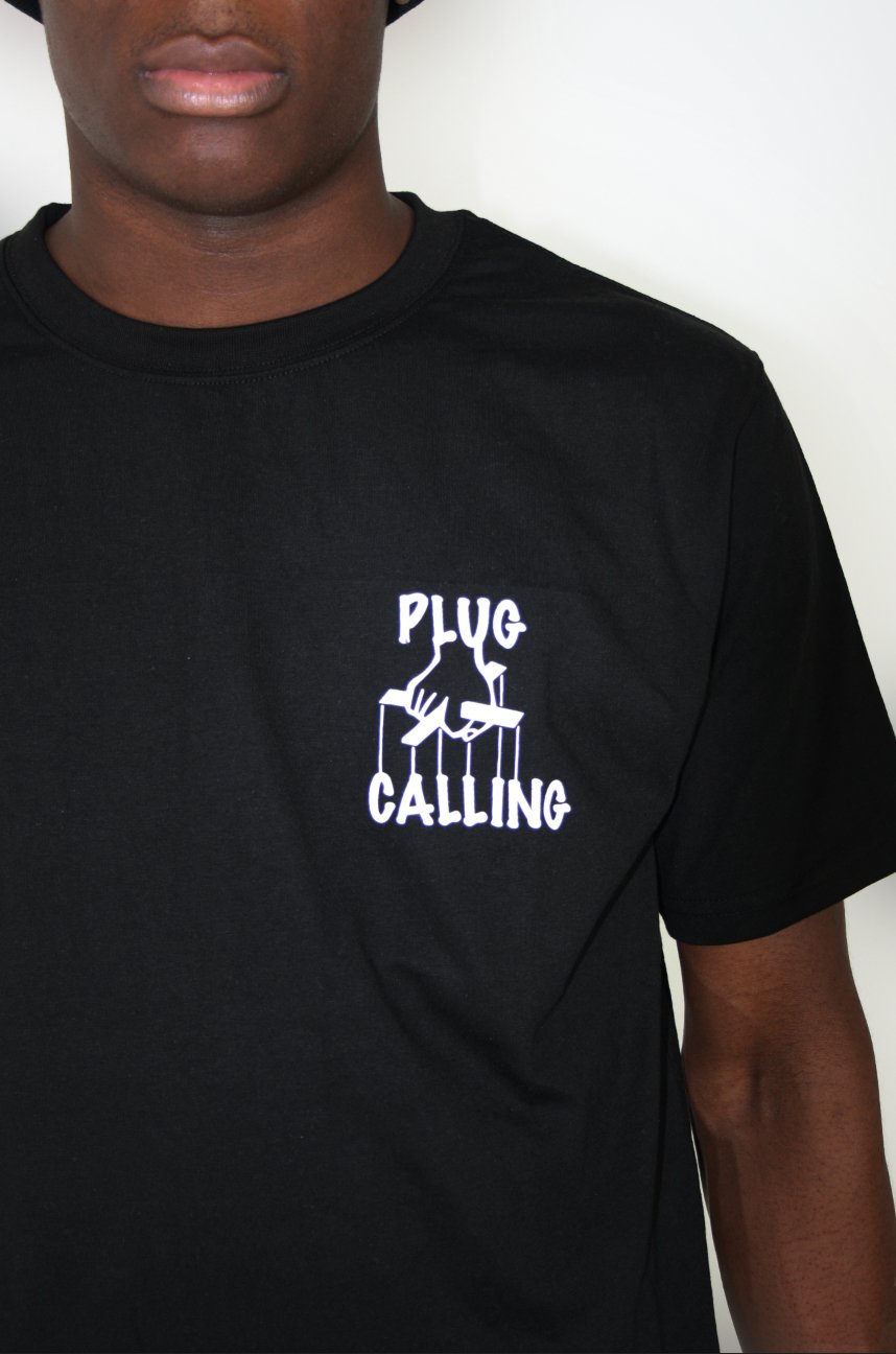 PLUG CALLING UNISEX CREST TEE - Plug Calling-